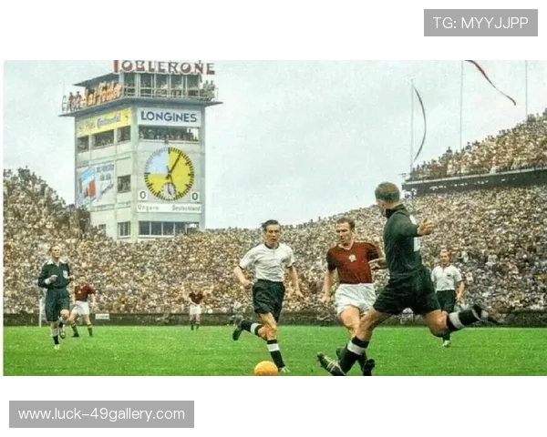 与足球明星亲密合影的那些人背后的故事和精彩瞬间