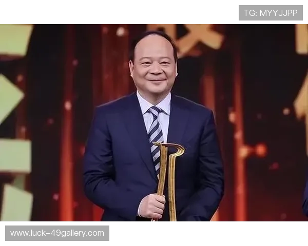 中国足球界首富：球场之外的商业帝国与财富传奇