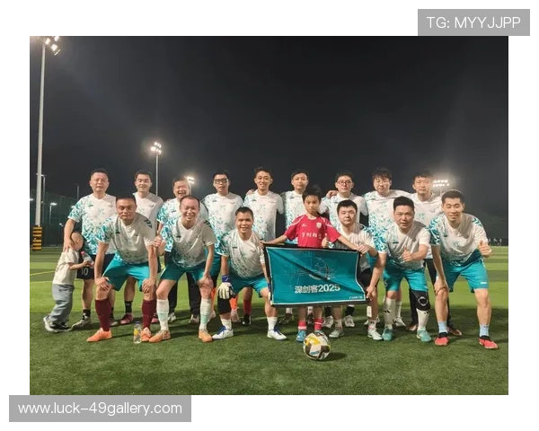 全球最具魅力足球服球星盘点 谁的球衣搭配最具时尚感与个性魅力